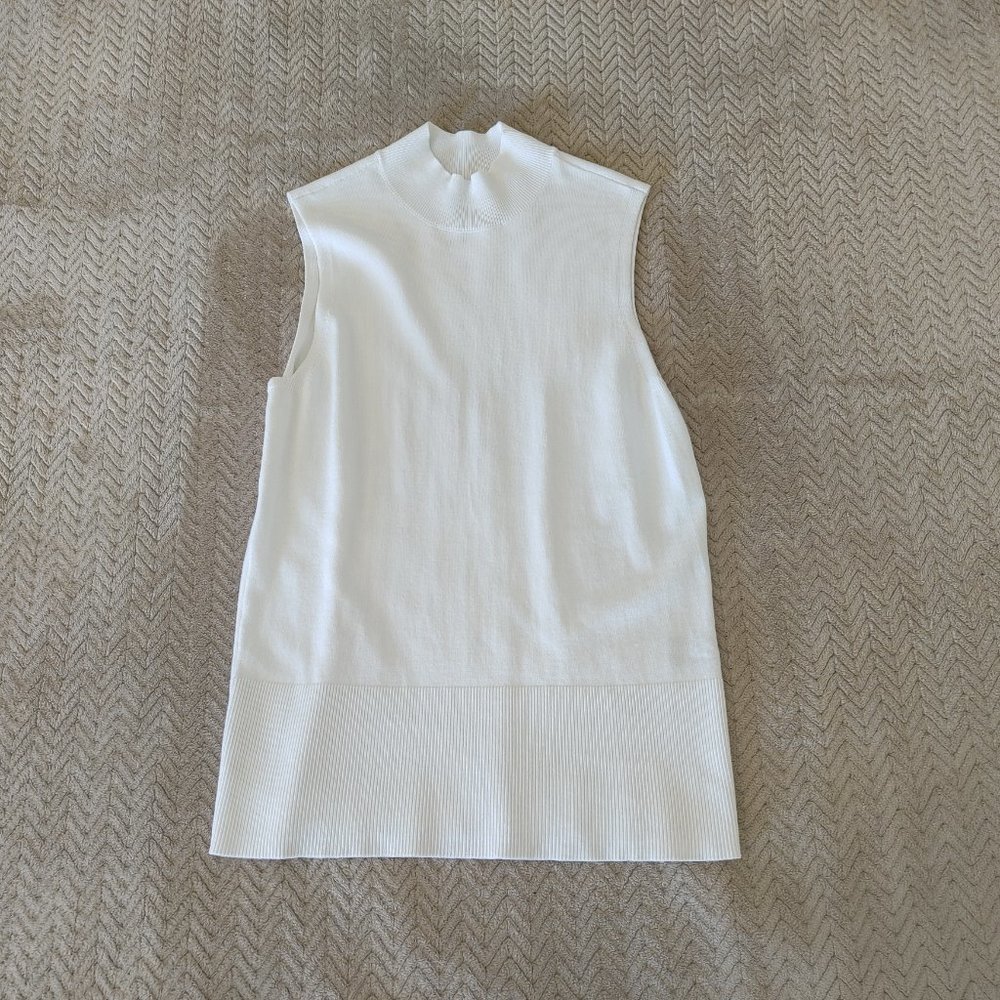 Worthington sleeveless top white size: S